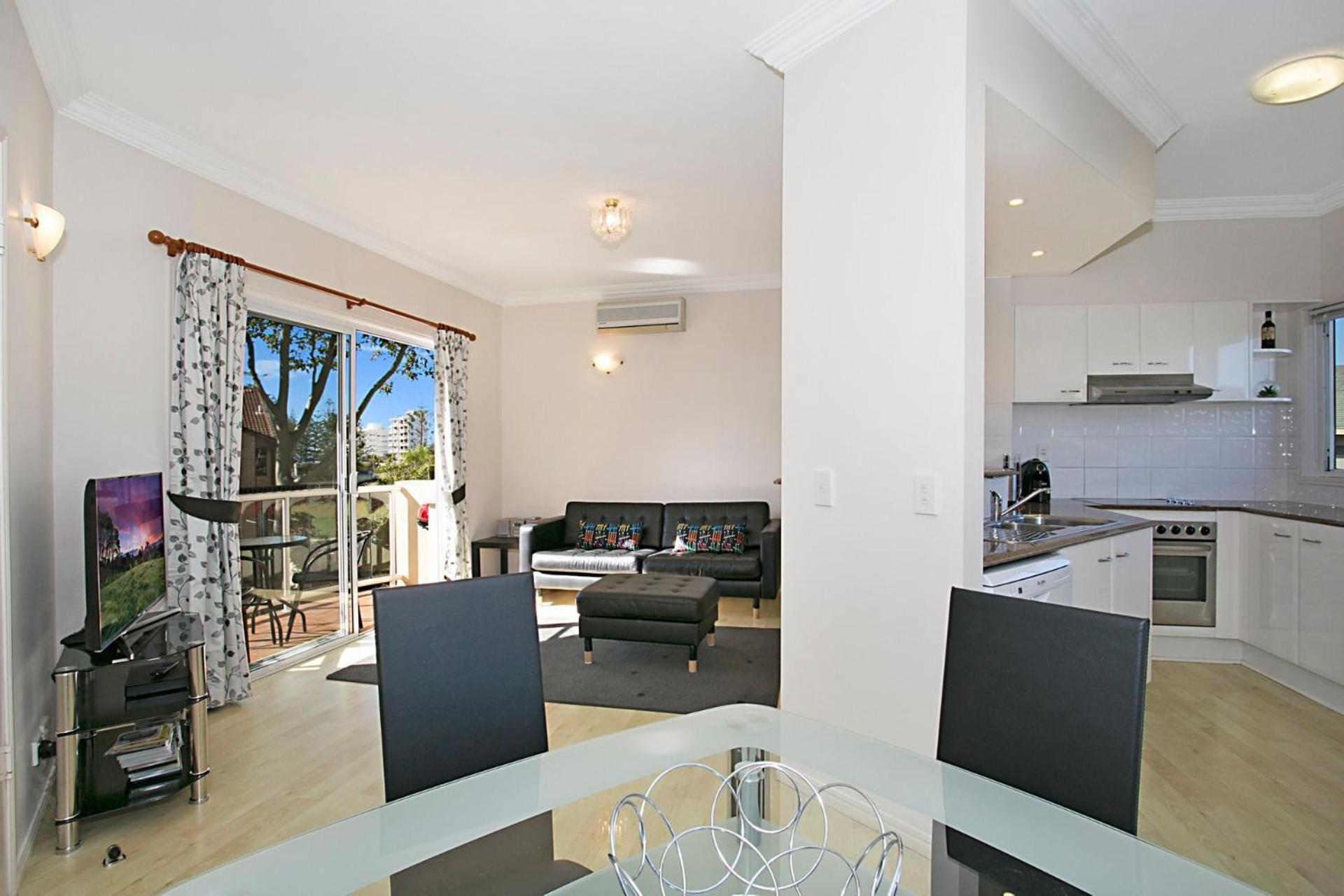Appartement Harmony - A Desirable Area In Broadbeach à Gold Coast Extérieur photo